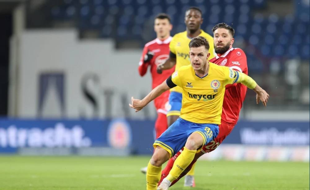 的飞行员将 的飞行员将